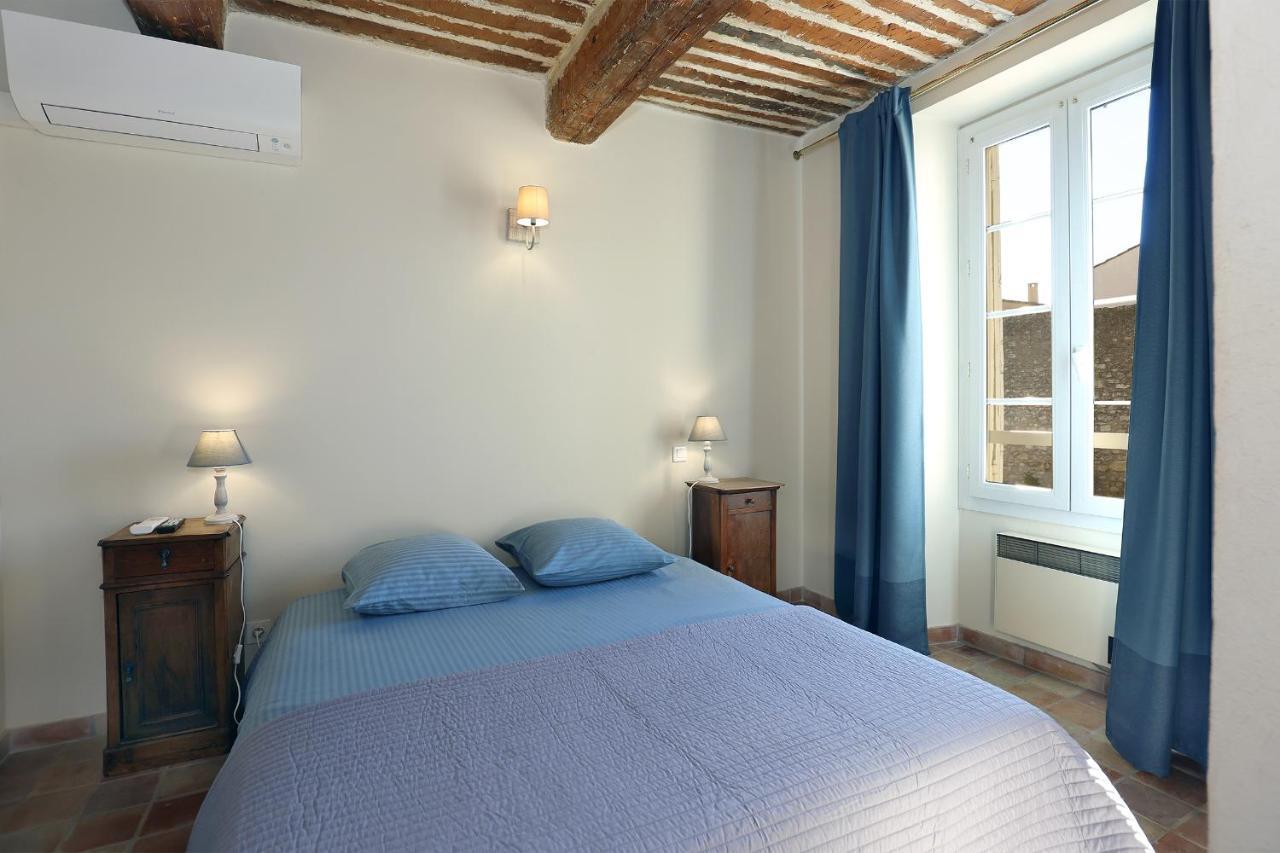 Bed and Breakfast Le Cheval Blanc La Bastide-des-Jourdans Zewnętrze zdjęcie